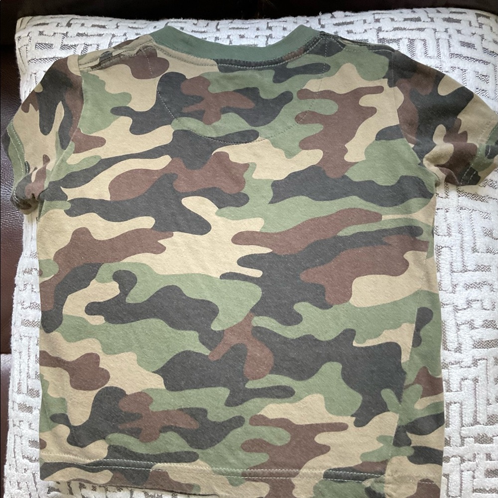 Levis camo shirts toddlers - Picture 5 of 6
